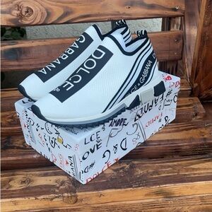 Brand new don’t fit me need them gone asap, I ship. I take Zelle, Cashapp